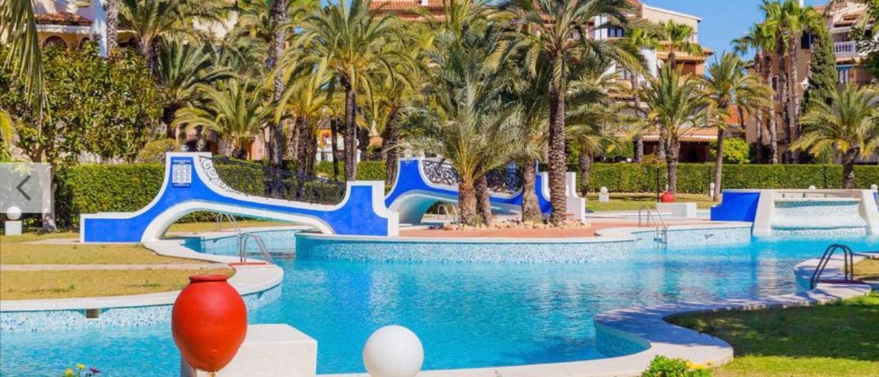Aldea Del Mar Apartment ตอร์เรเวียคา ภายนอก รูปภาพ